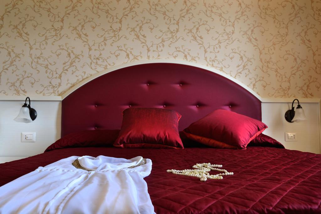 Boutique Hotel Casa Faccioli Bologna Szoba fotó